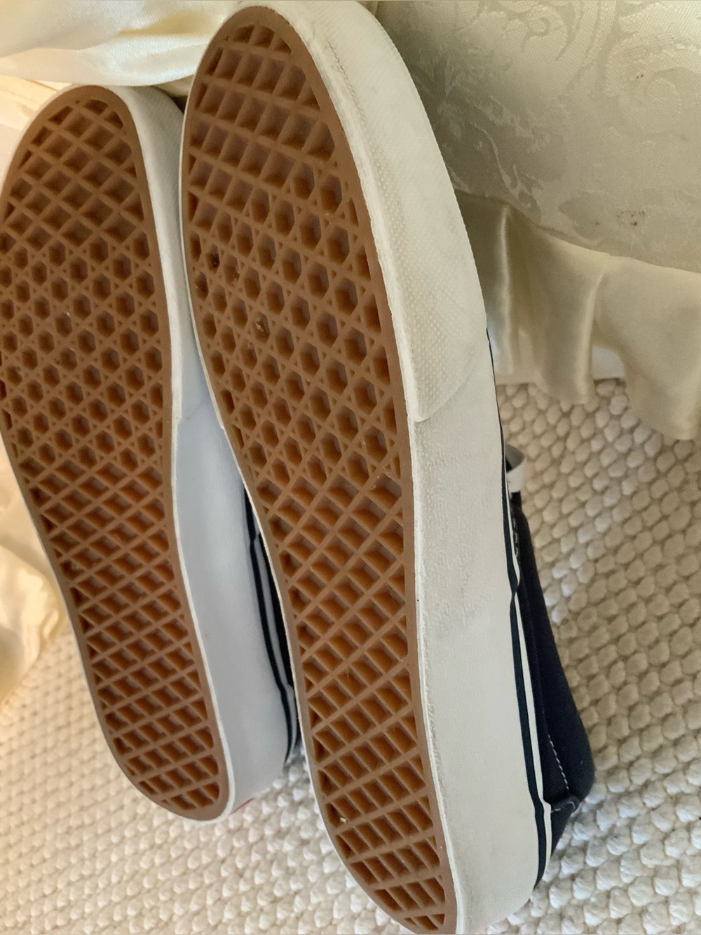 VANS - Picture 9 of 12